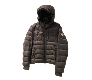 MONCLER ダウンジャケット